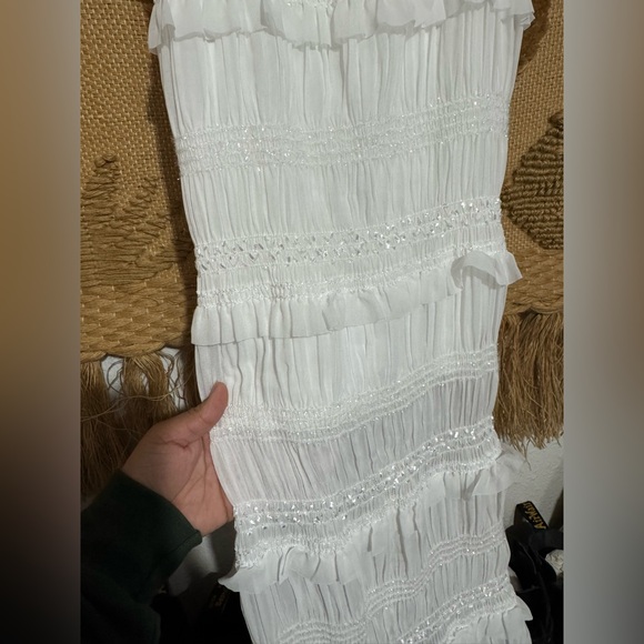 Commense White Ruffled Dress - Picture 3 of 10